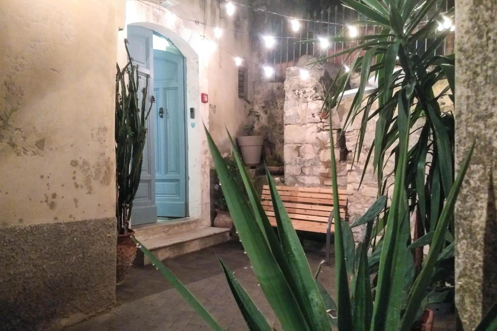 Casa Catale Acomodação com café da manhã Modica Exterior foto